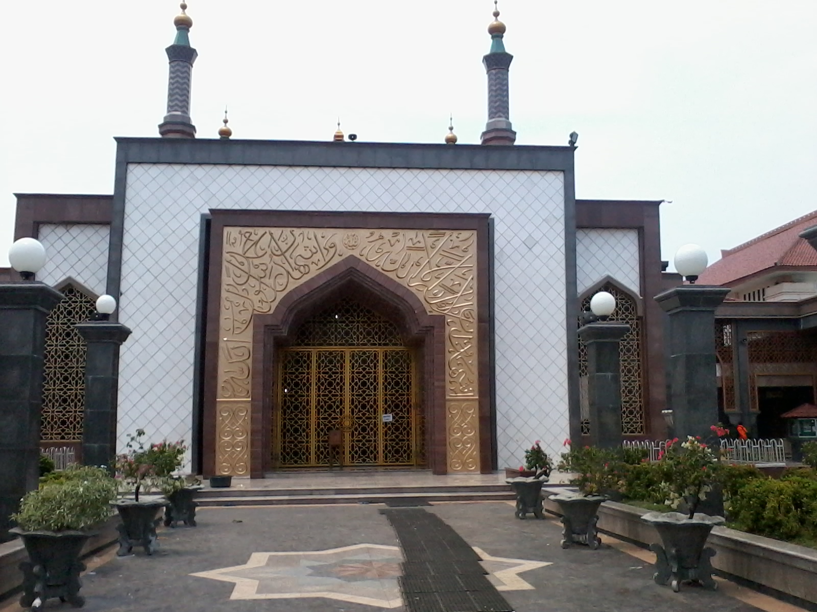  Masjid  At Taqwa Cirebon Jejak DNA
